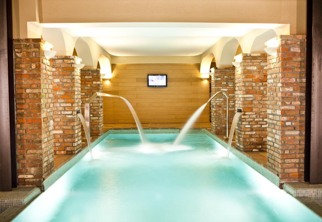 Kazarma Hotel Kalyvia Fylaktis Екстер'єр фото